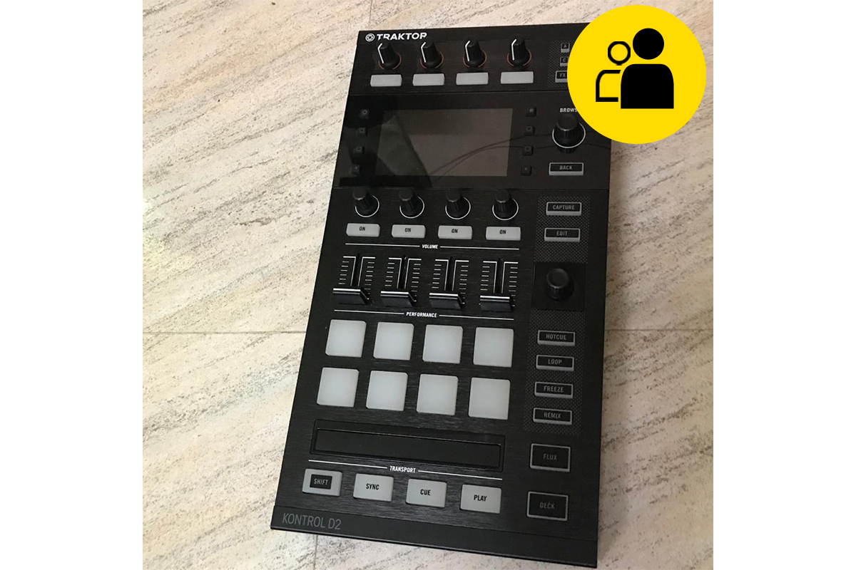 Native Instruments Traktor Kontrol D2